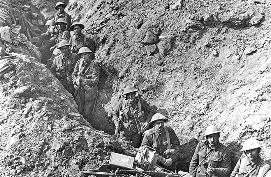 Infantry-from-the-2nd-Battalion-Auckland-Regiment-New-Zealand-Division-in-the-Switch-Line-near-Flers-taken-some-time-in-September-1916-after-the-Battle-of-Flers-Courcelette.-Archive-photo-The-Imperial-War-Museum.jpg